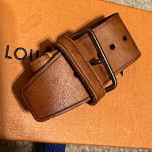 Louis Vuitton strap for hangtags